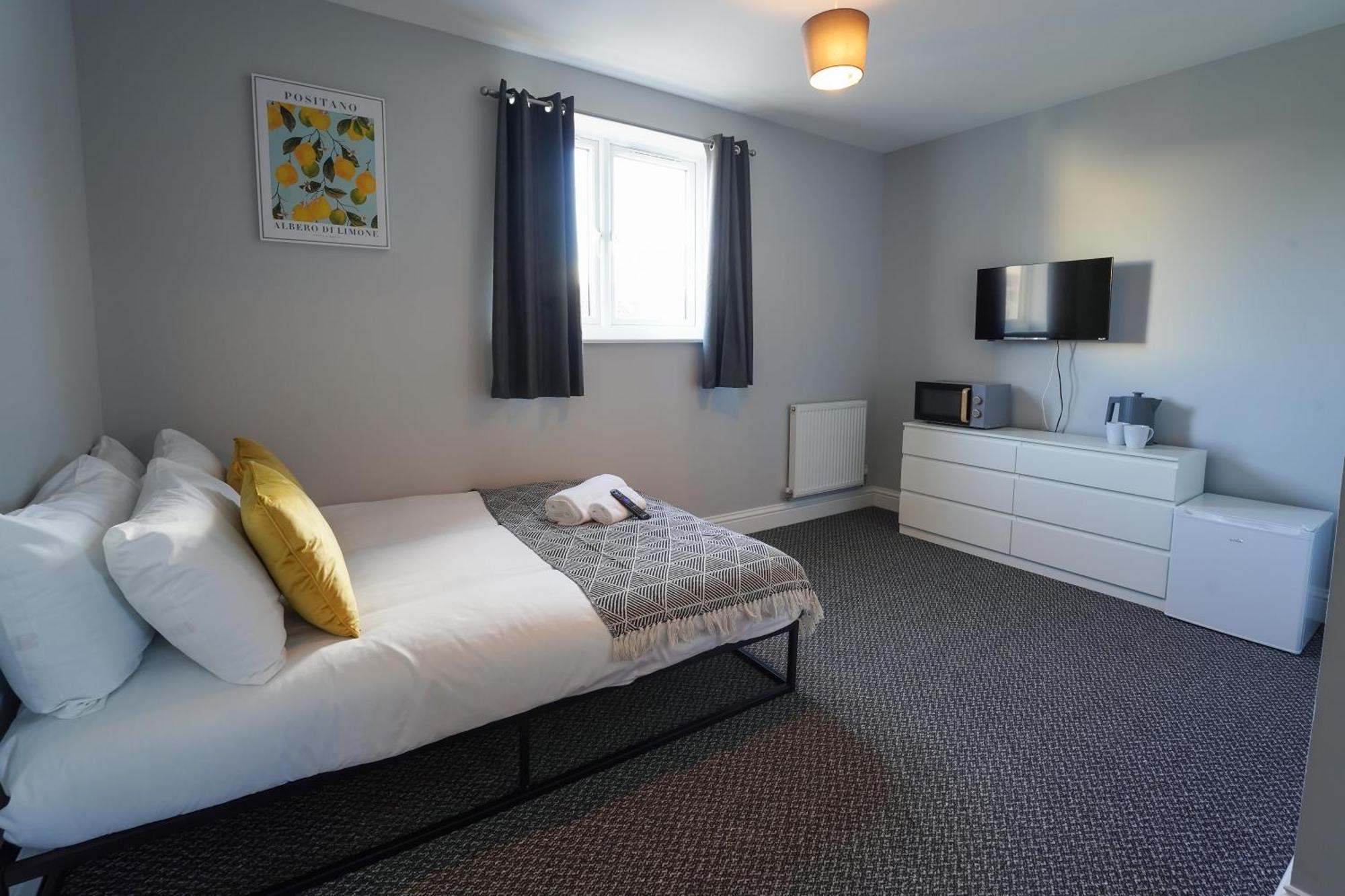 En-Suite Double Rooms, Smart Tv Comfy Style Llanelli Exterior photo